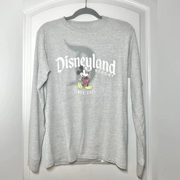 Disneyland Mickey Mouse grey long sleeve Official Disney parks Merch size S - Picture 1 of 10